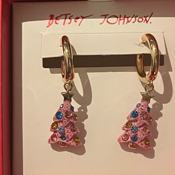 Betsey Johnson Christmas tree earrings.NWT - Picture 2 of 2